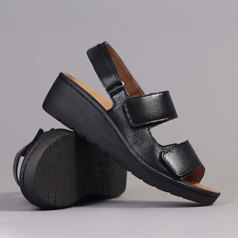 Sandal with Removable Footbed in Black