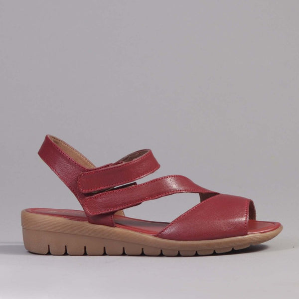 Froggie Velcro Sandal in Red