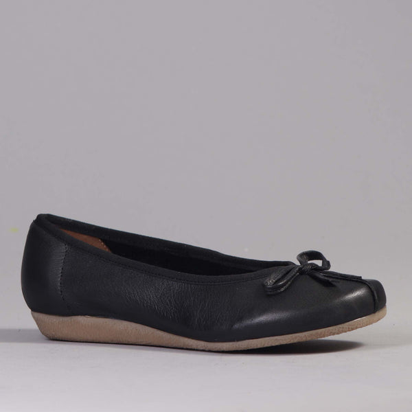Froggie Pump with the Bow in Black - 12564 - Froggie Shoes