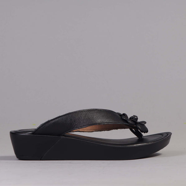 Rox Thong With Flower Sandal in Black - 12565