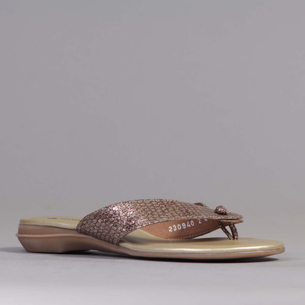 Thong Sandal in Gold -12572