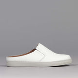 sneakers with Removable Footbed in White