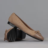 Flat Pump with Bow in Stone Multi 