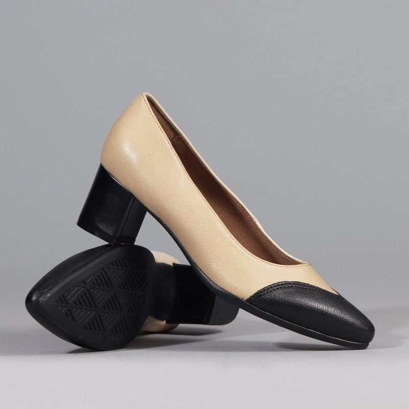 Pointed Block Heel Court Shoe in Cream Multi