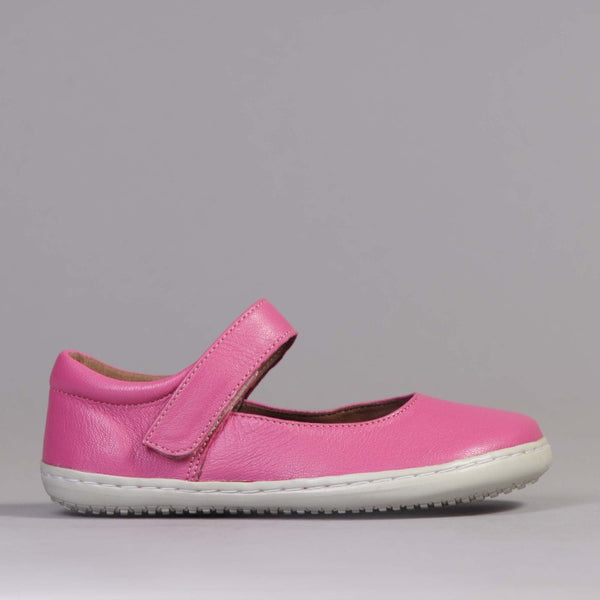 Froggie Girls High-Bar Shoes with Removable Footbed in Hot Pink
