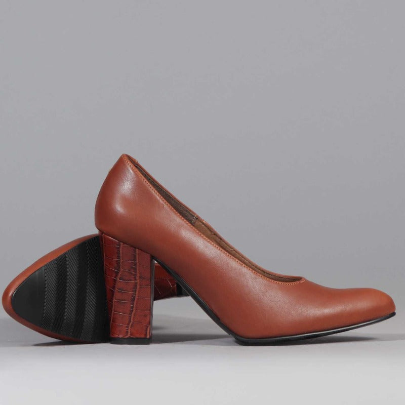 Pointed Court Shoes with Block High Heel in Chestnut
