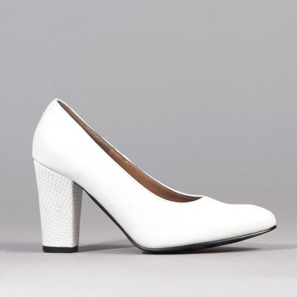 Froggie Pointed Court Shoes with Block High in White