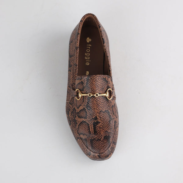 Froggie Shoes Shoes Loafer with Gold Trim in Saddle - 12451