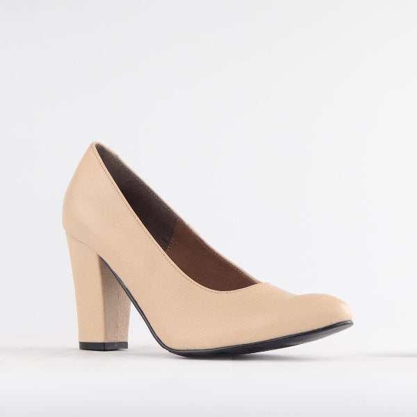 Froggie Shoes Shoes Pointed Court Shoes with Block High Heel in Cream - 12625