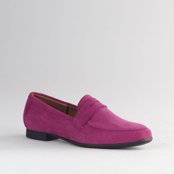 Froggie Mauve Suede Loafers – Non-Slip Comfort – Froggie Shoes