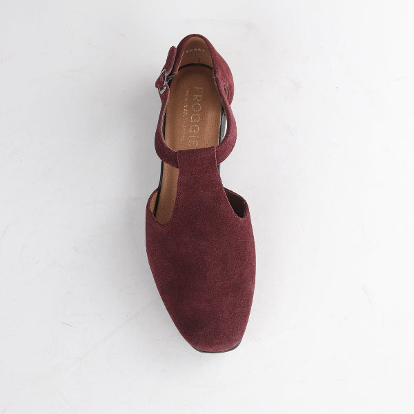 Froggie Shoes Shoes Mary Jane flat with a T-strap twist in Burgundy - 13028