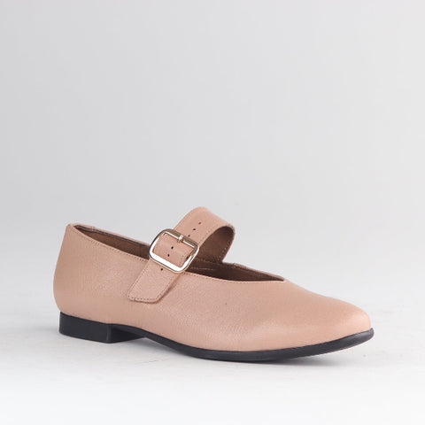 Froggie Shoes Shoes Mary Jane Flat with Buckle Strap in Porcelain - 13031