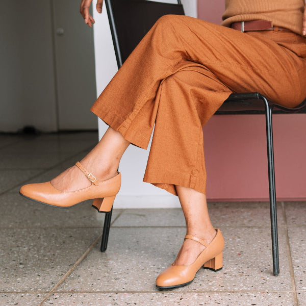 Froggie Shoes Shoes Mary Jane With Block Heel in Tan - 13020