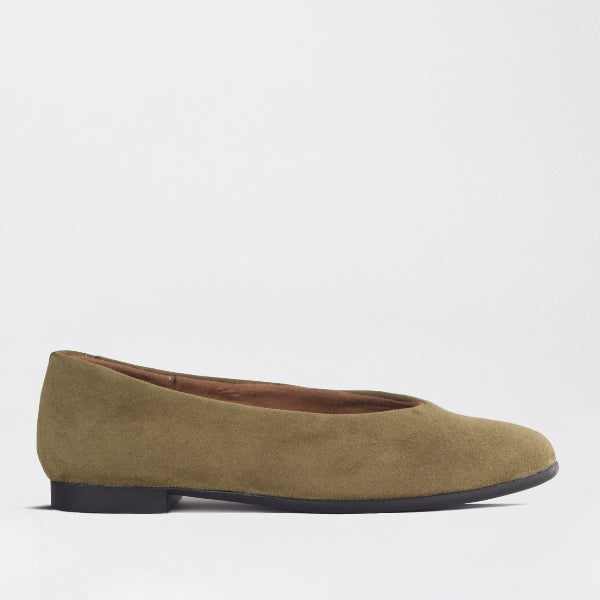 Froggie Shoes Shoes 3 / Olive / 13031 Flat Pump in olive Suede - 13004