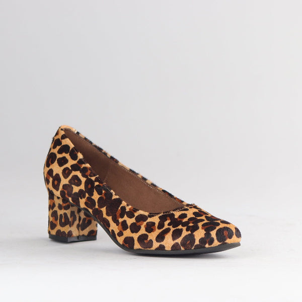 Froggie Shoes Shoes Block Heel Court Shoe in Cheetah - 12985