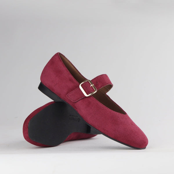 Froggie Shoes Shoes Mary Jane Suede Flat in Burgundy - 12959