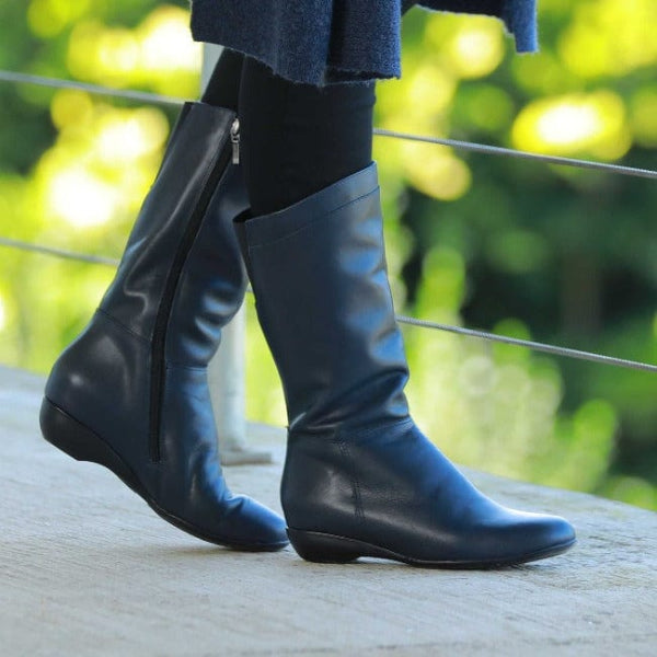Factory Shop Shoes Ruched Mid-calf Boot in Navy – 12527