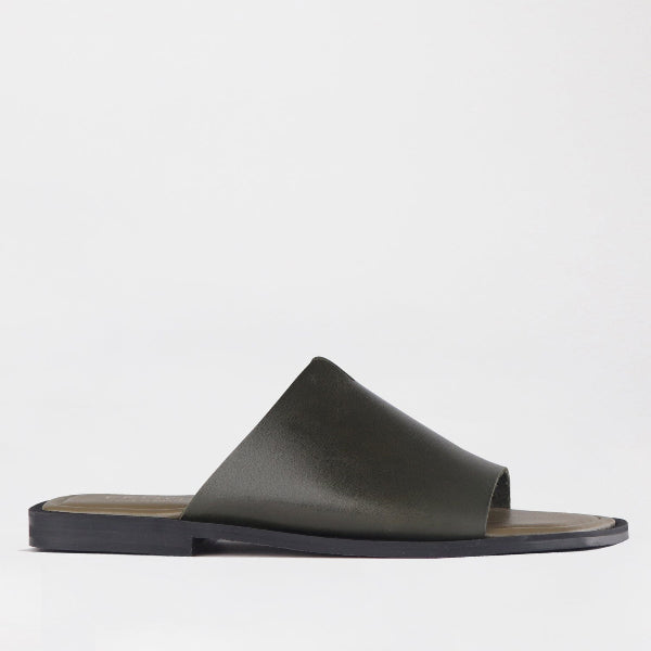 Froggie Shoes Shoes 12862 / Forest / 4 Unlined Leather Slide in Forest - 12862