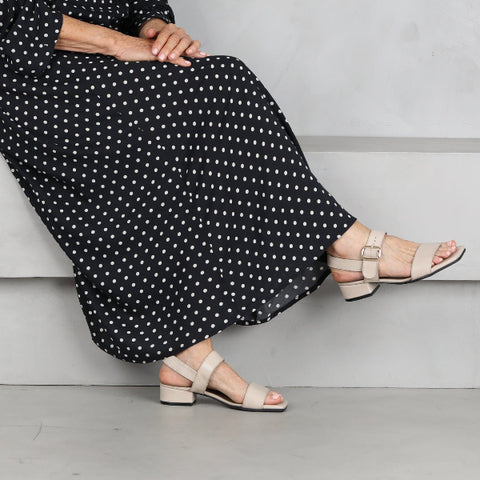 Froggie Shoes Shoes Block Heel Sandal in Ivory - 12408