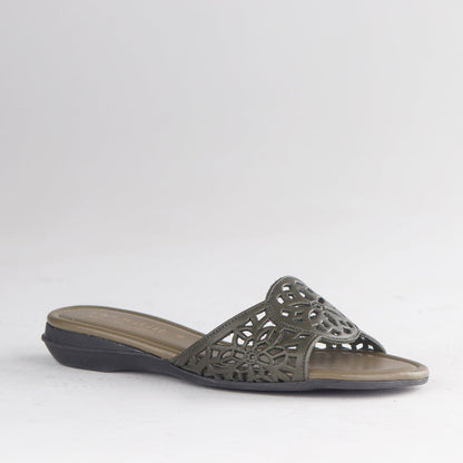 Froggie Shoes Shoes Cut Out Mule Flat Sandal in Forest - 12916