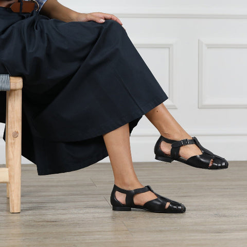 Froggie Shoes Shoes Fisherman Sandal in Black - 13027