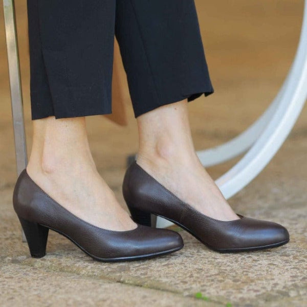 Froggie Shoes Shoes Mid Heel Court Shoe in Brown - 12045