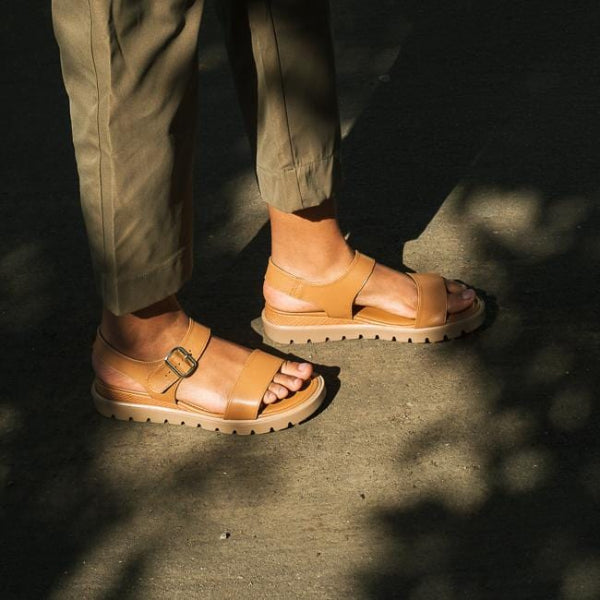Froggie Shoes Shoes Platform Sandals in Tan - 12508