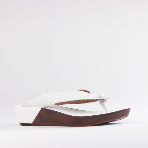 Froggie Shoes Shoes Rox Thong Sandal in White - 10737