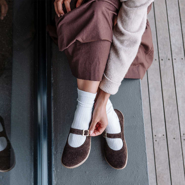 Women's Barefoot Mary Jane Comfort Pumps – Froggie Shoes