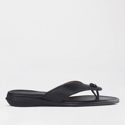 Froggie Shoes Shoes Open-toe slip-on V -mule flat sandal in Black - 12955