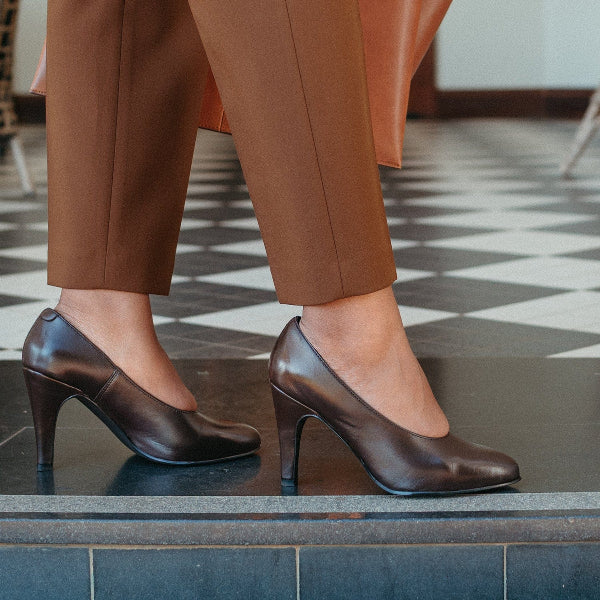 Froggie Shoes Shoes Stiletto Court Shoe in Nude Ebony - 12825