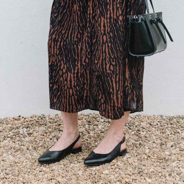 Froggie Shoes Shoes Pointed Flat Slingback in Black - 12729