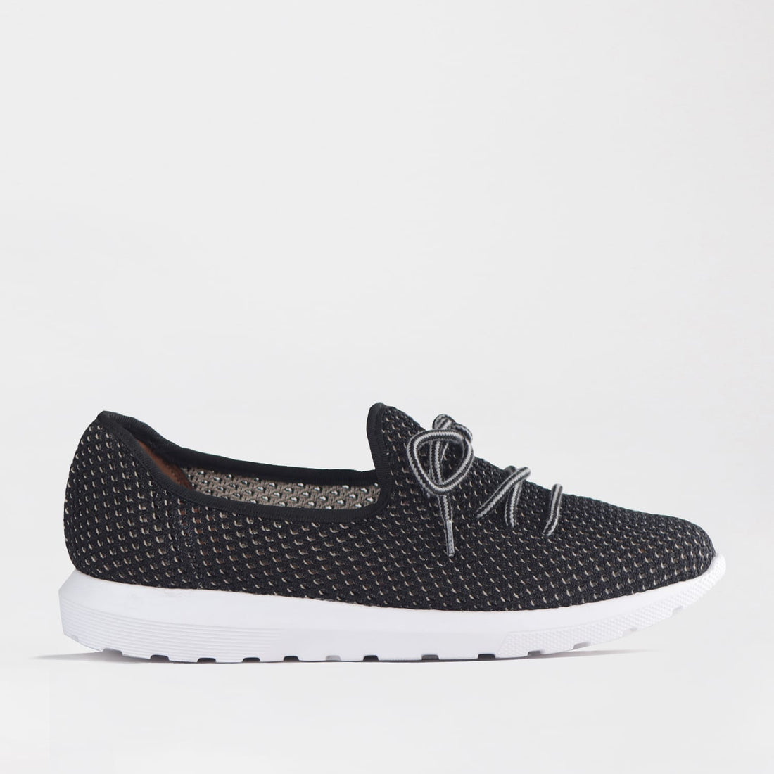 Factory Shop Shoes 4 / Black Multi / 13046 Froggie Women’s Featherlight Sneaker- Black Woven Fabric- 13046