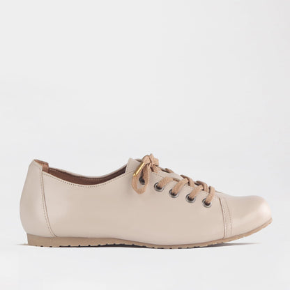 Factory Shop Shoes 4 / Ivory / 13032 Froggie Women’s Sneaker- Ivory Leather - 13032