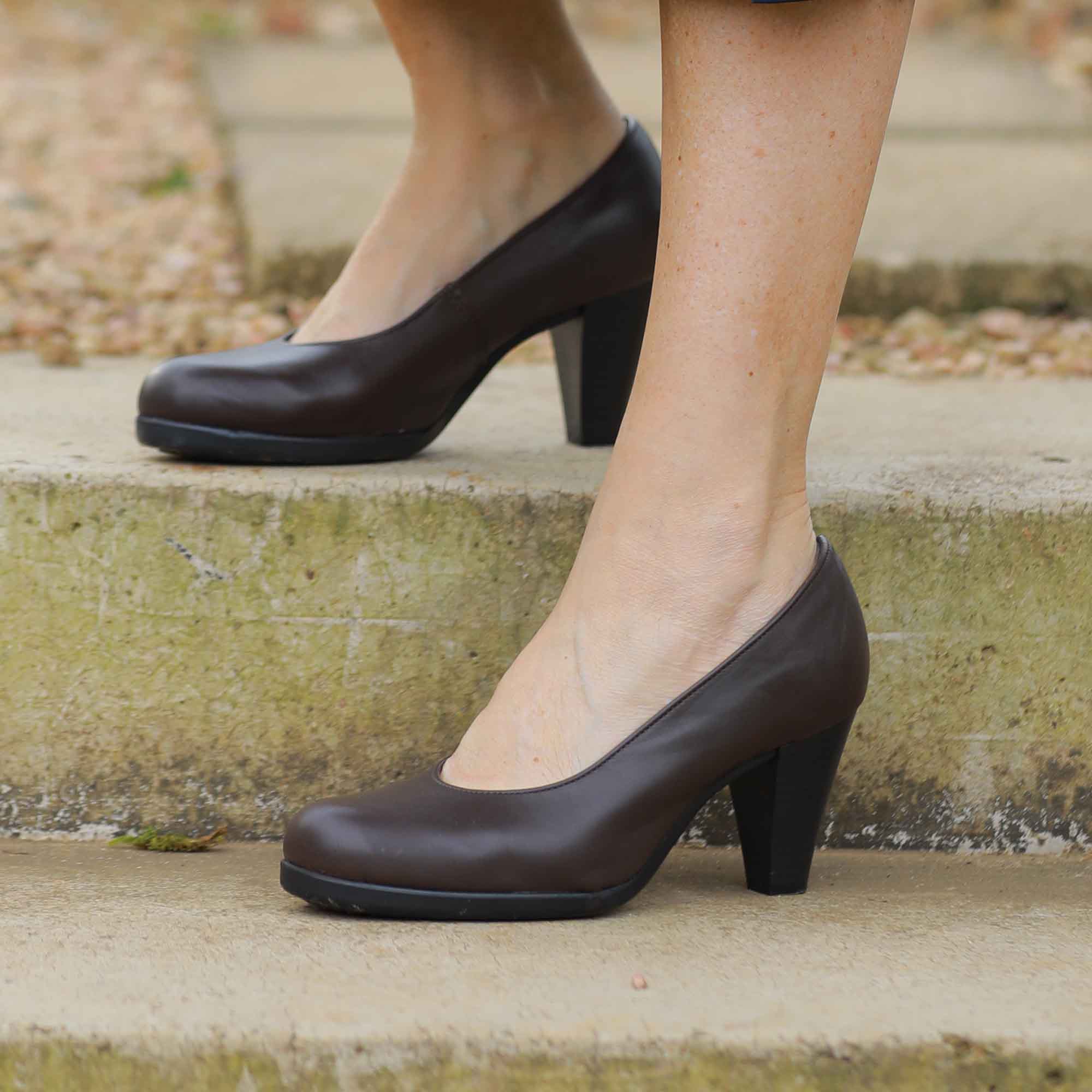 Factory Shop Shoes Court Shoe in Brown - 12637