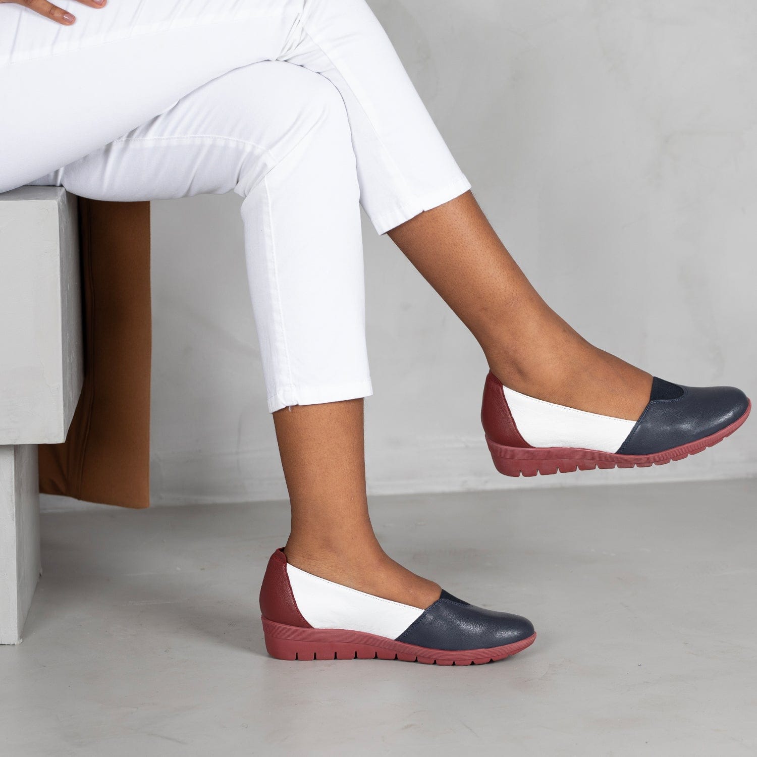 Factory Shop Shoes Elasticated Pump in French - 12643