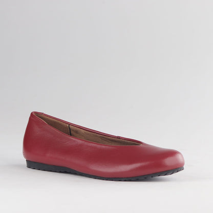 Factory Shop Shoes Froggie Women’s Pump- Red Leather- 13039