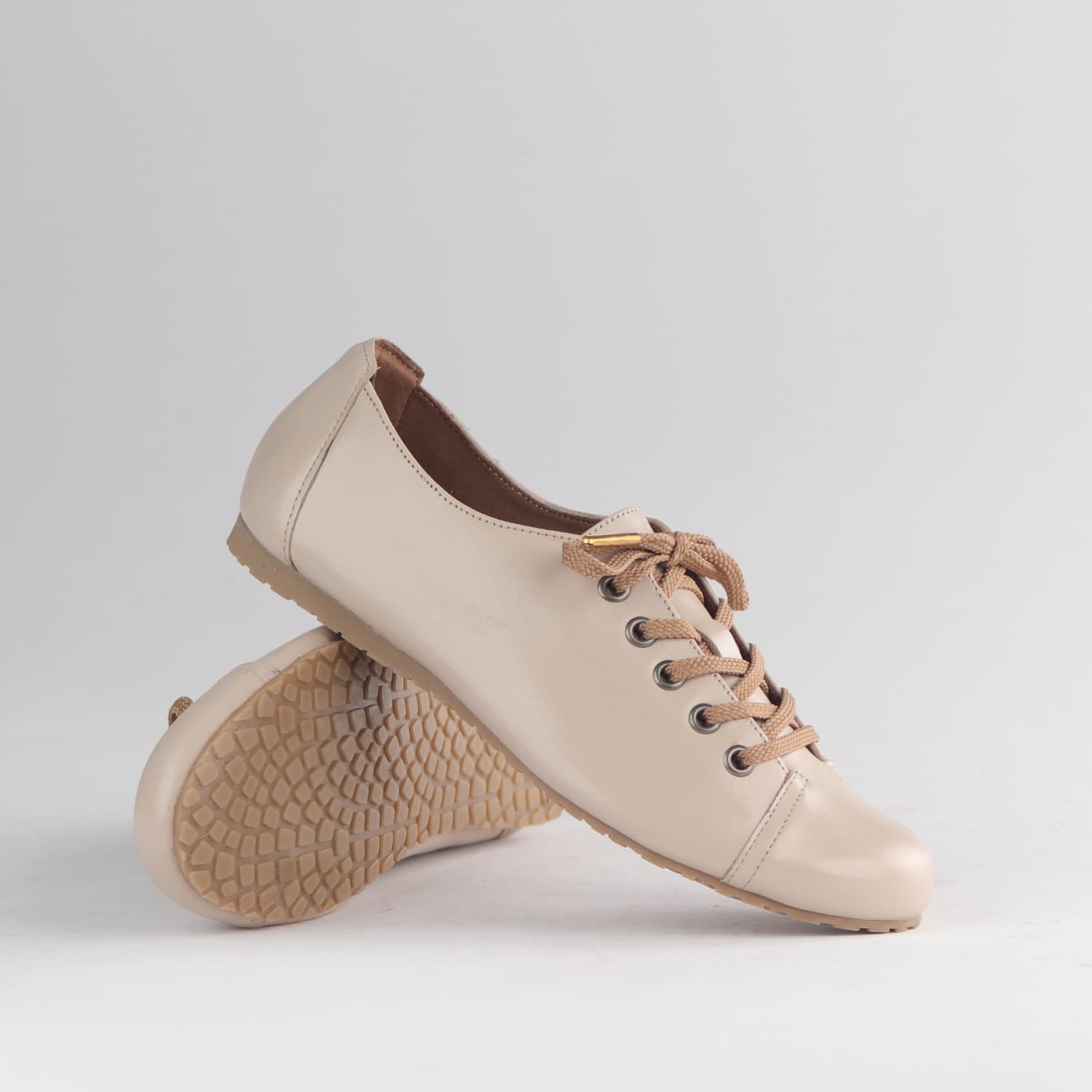 Factory Shop Shoes Froggie Women’s Sneaker- Ivory Leather - 13032