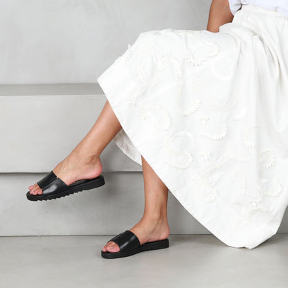 Factory Shop Shoes Mule Flat Sandal in Black - 12920