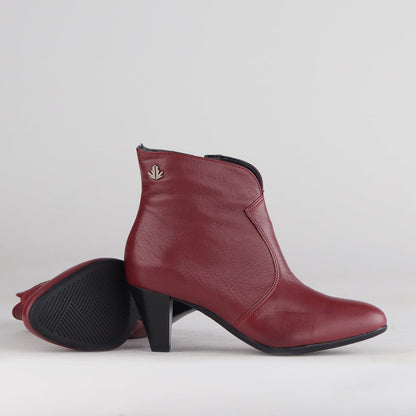 Factory Shop Shoes Pointed Ankle Boot in Red - 12528