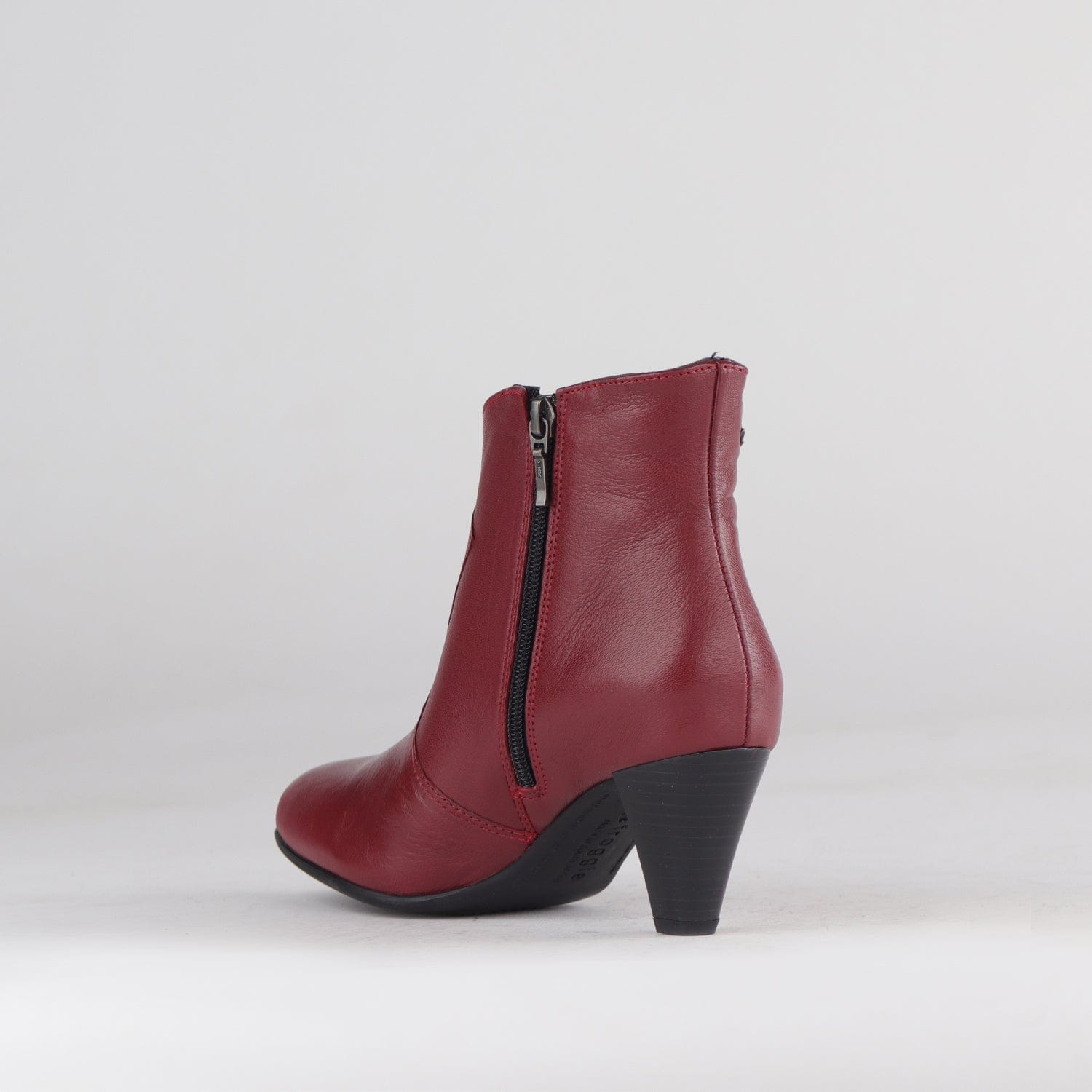 Factory Shop Shoes Pointed Ankle Boot in Red - 12528