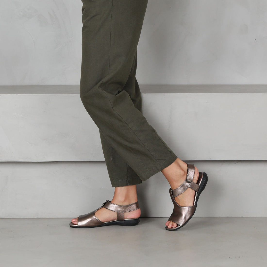 Factory Shop Shoes Slingback Sandal in Lead - 12554