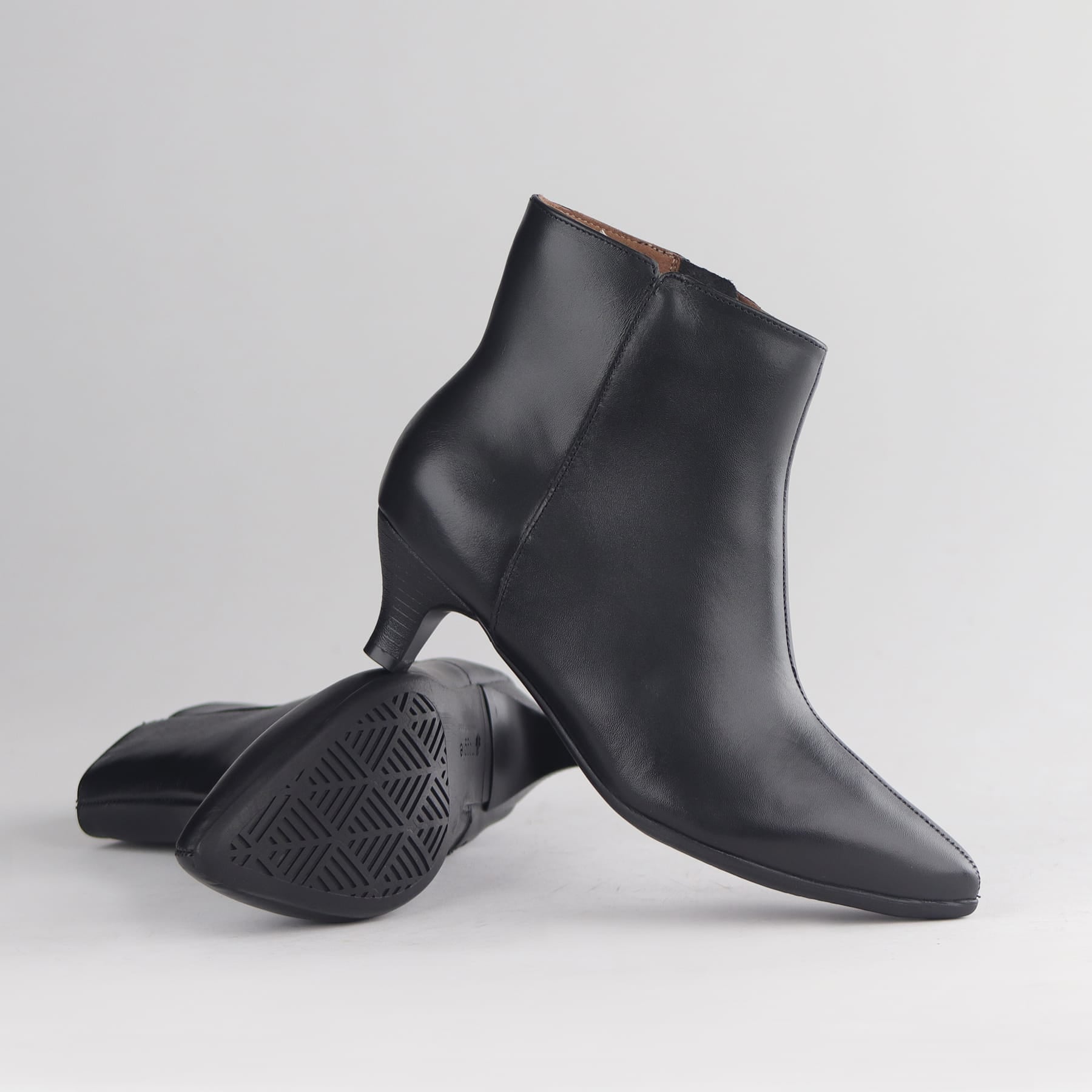 Froggie Shoes Ankle Boots Froggie Women’s Kitten Heel Ankle Boot Black Leather - 12983