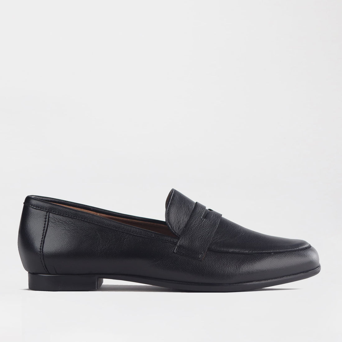 Froggie Shoes Loafers 3 / Black / 13029 Froggie Women&