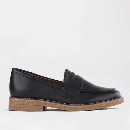 Froggie Shoes Loafers C36 / Black / 12778 Penny Loafer Shoe