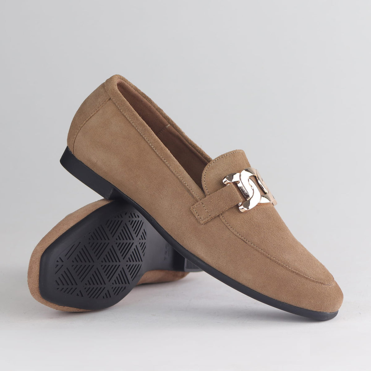 Froggie Shoes Loafers Women’s Loafer- Chain Detail