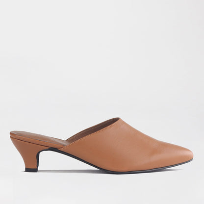 Froggie Shoes Sandals Tan 13113 Kitten Heel Mule - side.