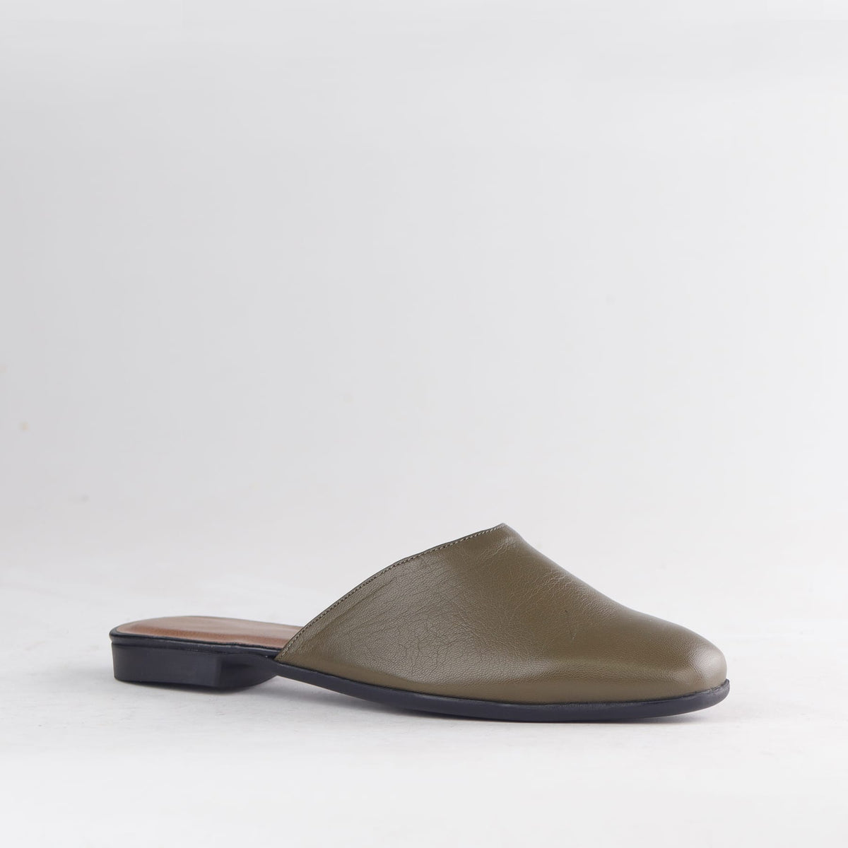 Froggie Shoes Sandals Closed Toe Mule