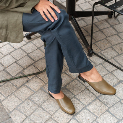 Froggie Shoes Sandals Closed Toe Mule