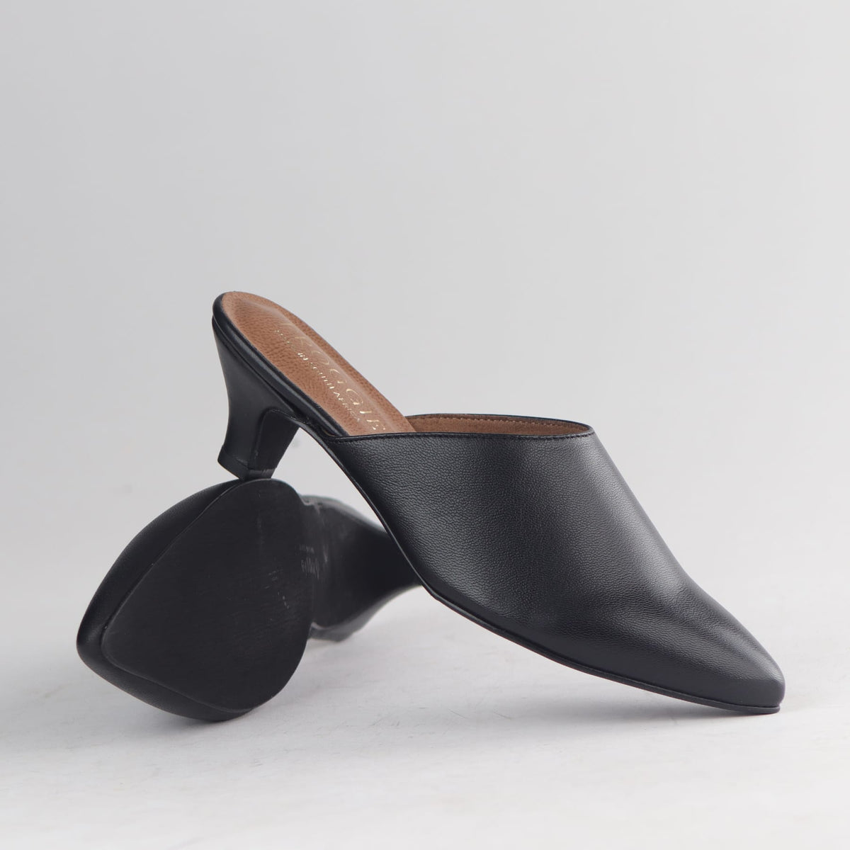 Froggie Shoes Sandals Kitten Heel Mule  - pair.